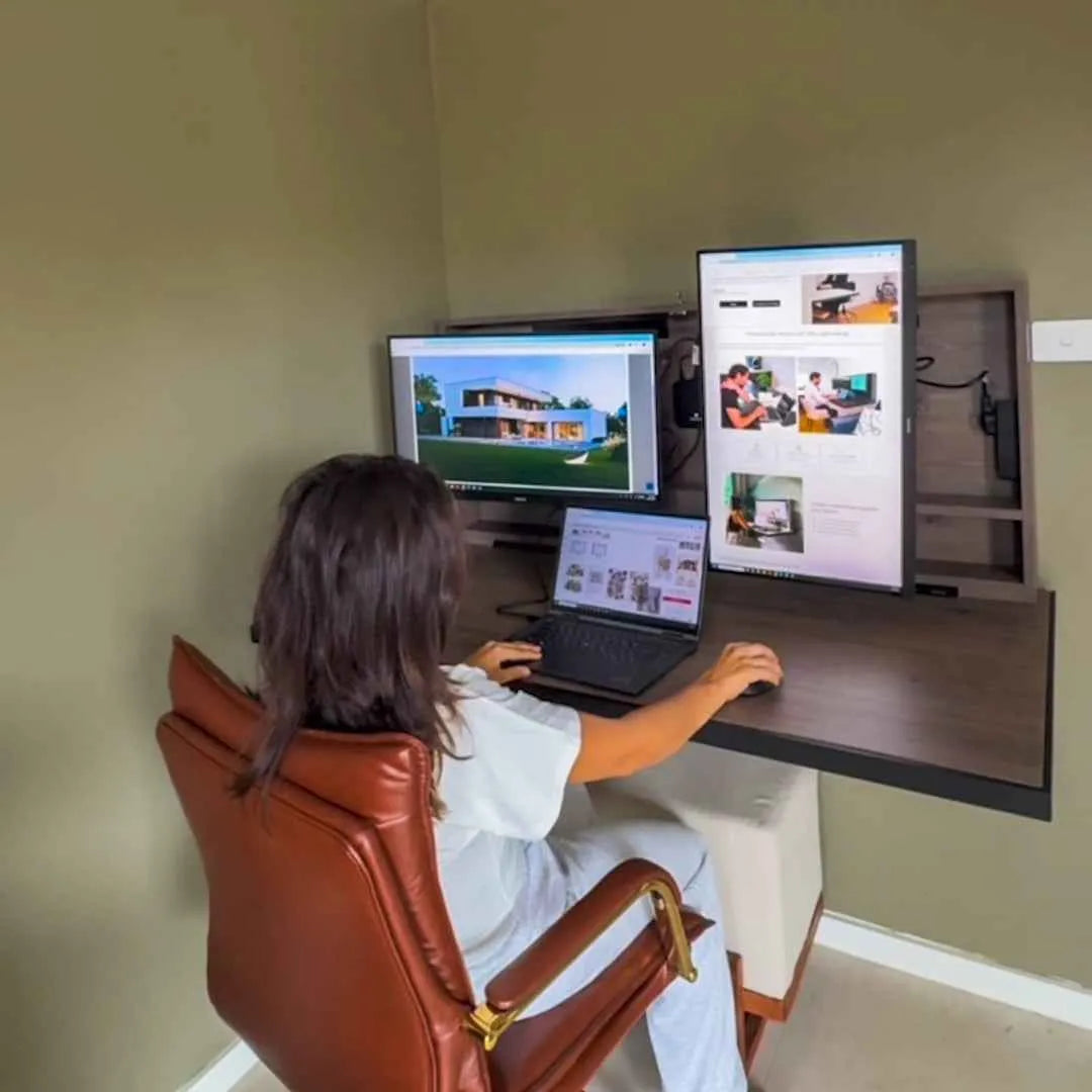 Comes with the screens.