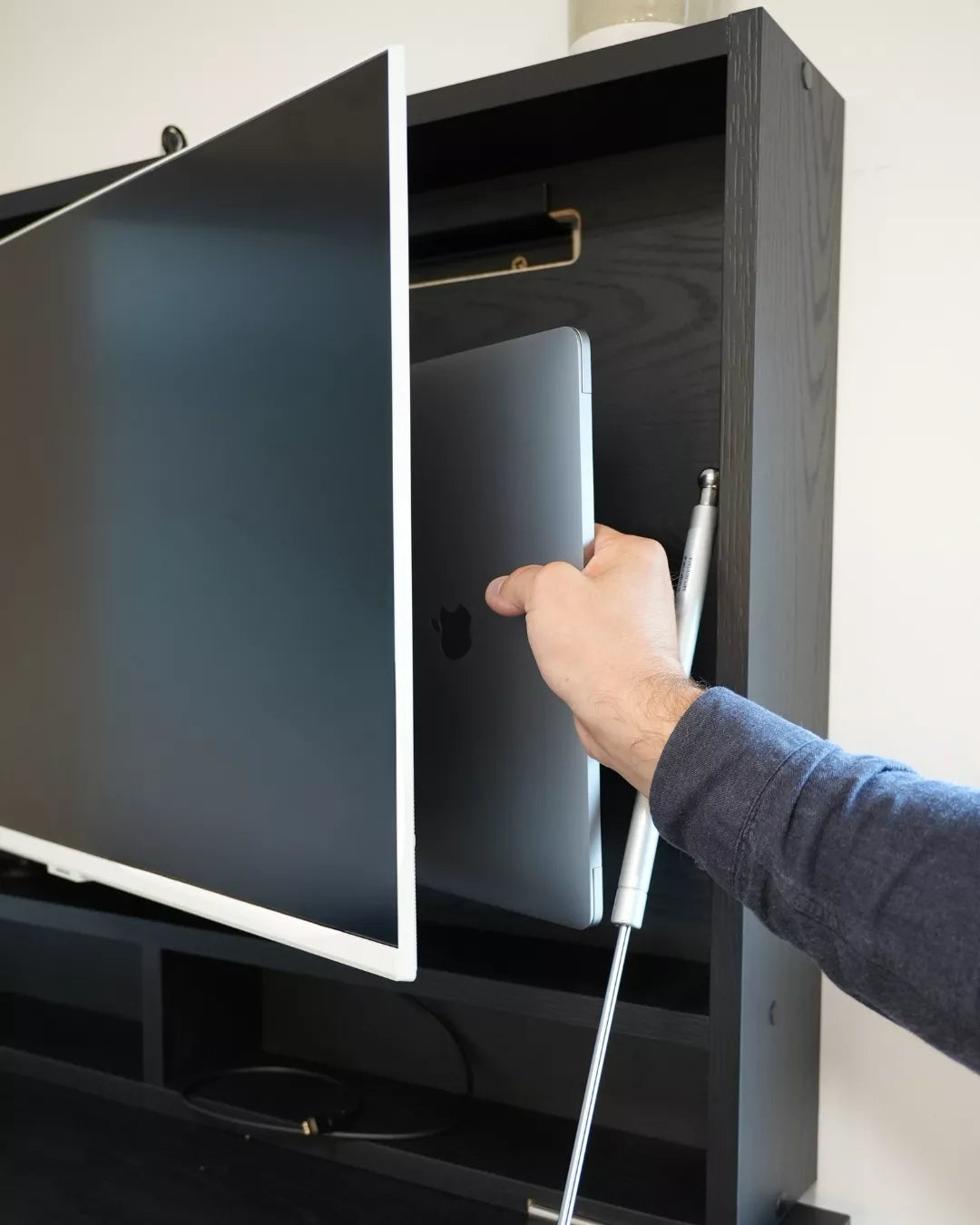 Laptop Storage