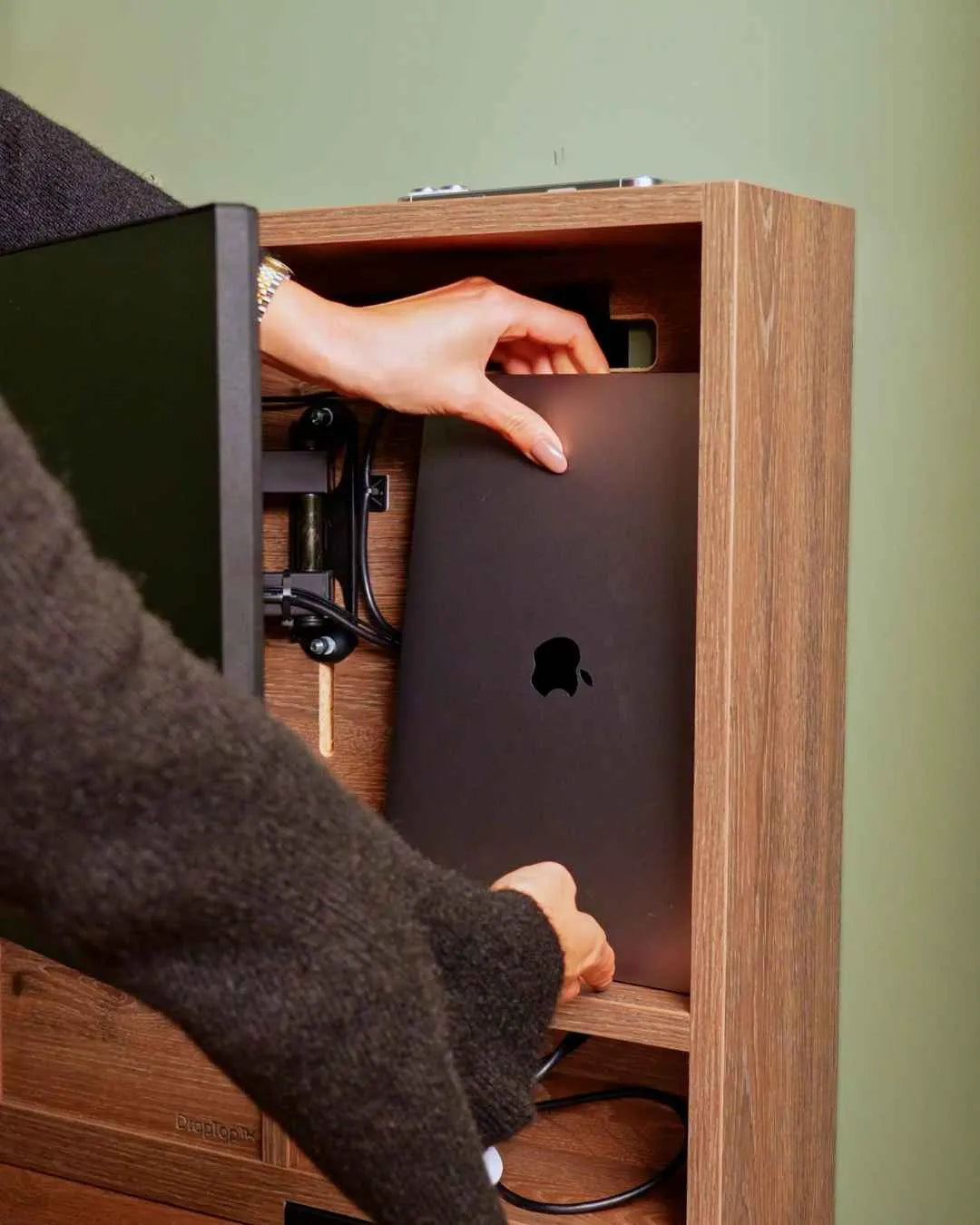 Laptop Storage
